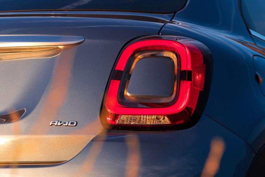Детали экстерьера Fiat 500X Trekking (334) 2019 года  (NA) (фото 34 из 47)